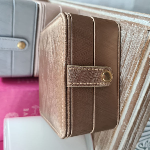 Square Travel Jewellery Case- Gold | Bramble Bay Collection